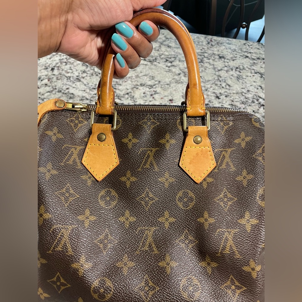 Louis Vuitton speedy 25